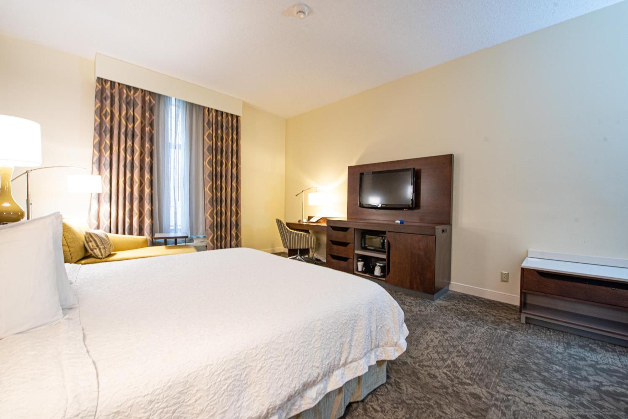 Hampton Inn & Suites By Hilton - Роквілл-Центр Екстер'єр фото